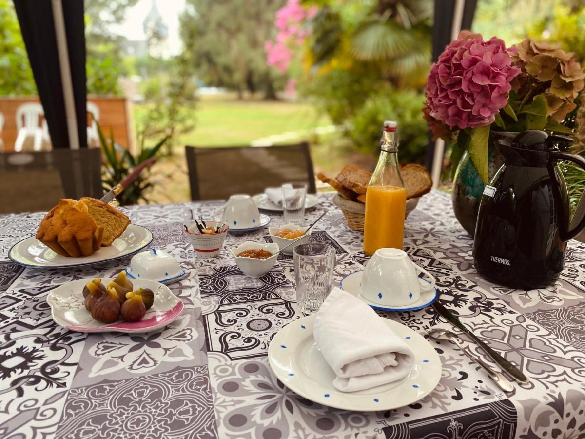 Les Yourtes Du Bearn - Domaine Des Deux Clos Acomodação com café da manhã Pontiacq-Viellepinte Exterior foto